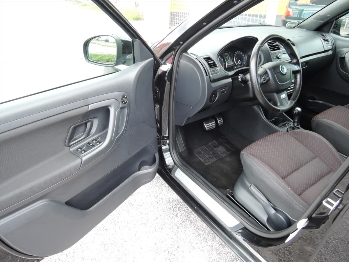 2012 Škoda Fabia - 22