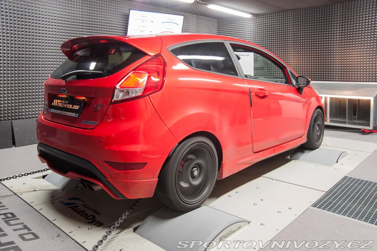 2013 Ford Fiesta - 2