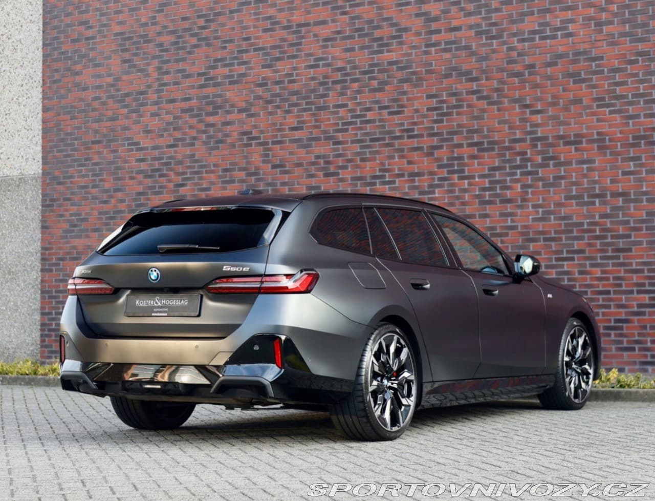 2025 BMW 5-Series - 15