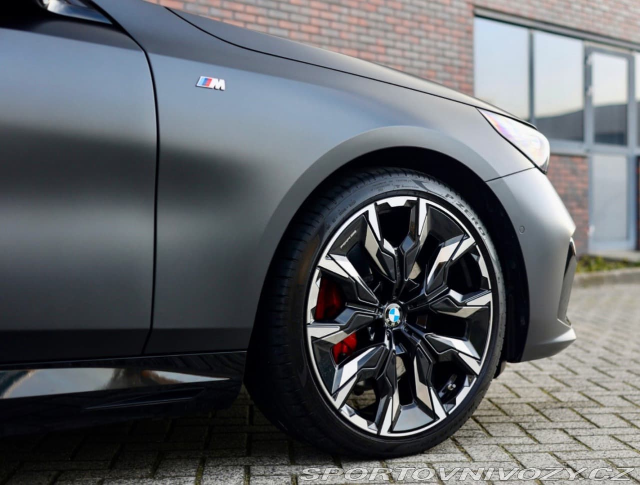 2025 BMW 5-Series - 17