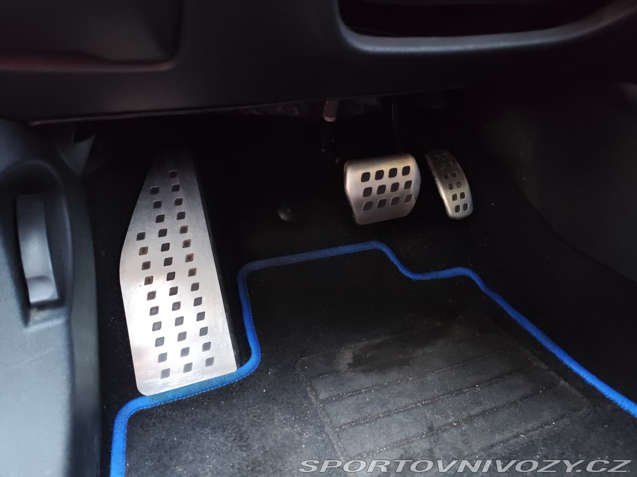 2017 Renault Megane - 19