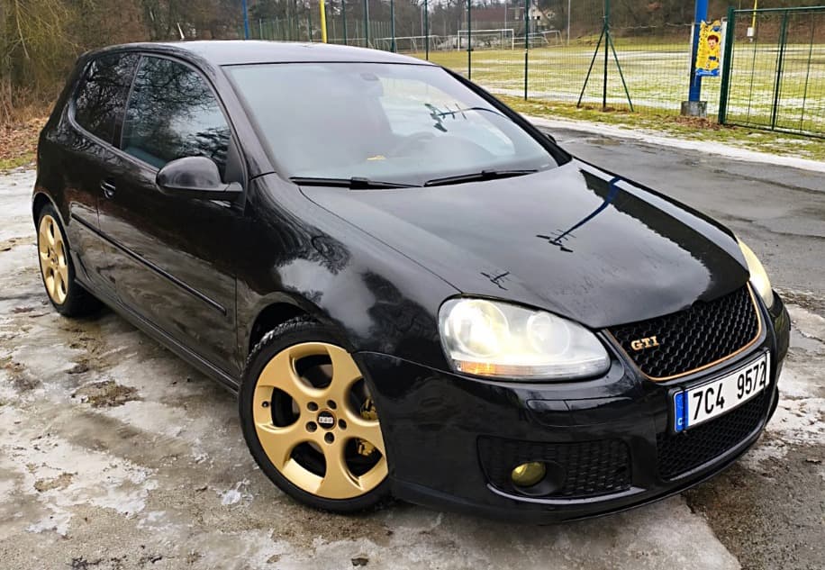 2006 Volkswagen Golf - 8