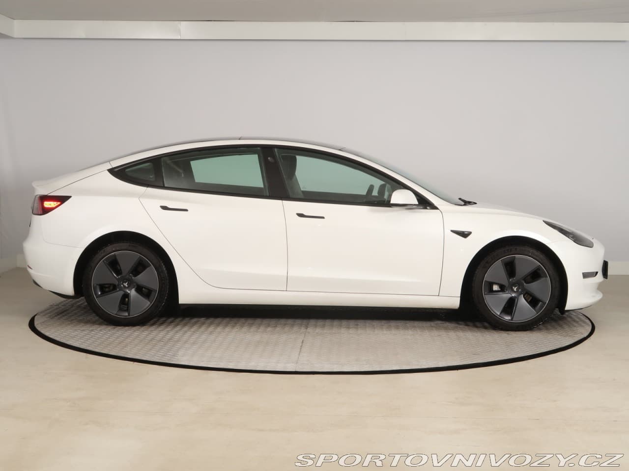 2021 Tesla Model 3 - 6