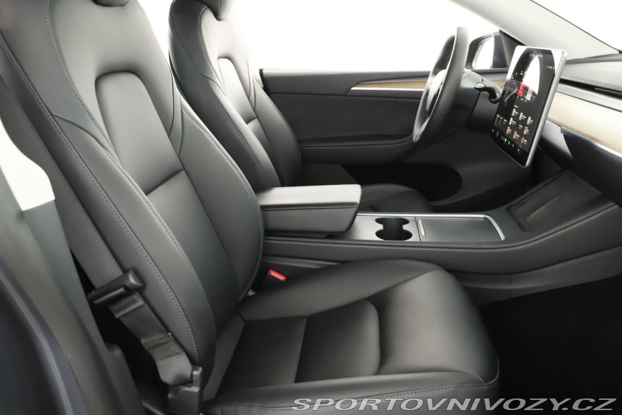 2021 Tesla Model Y - 7