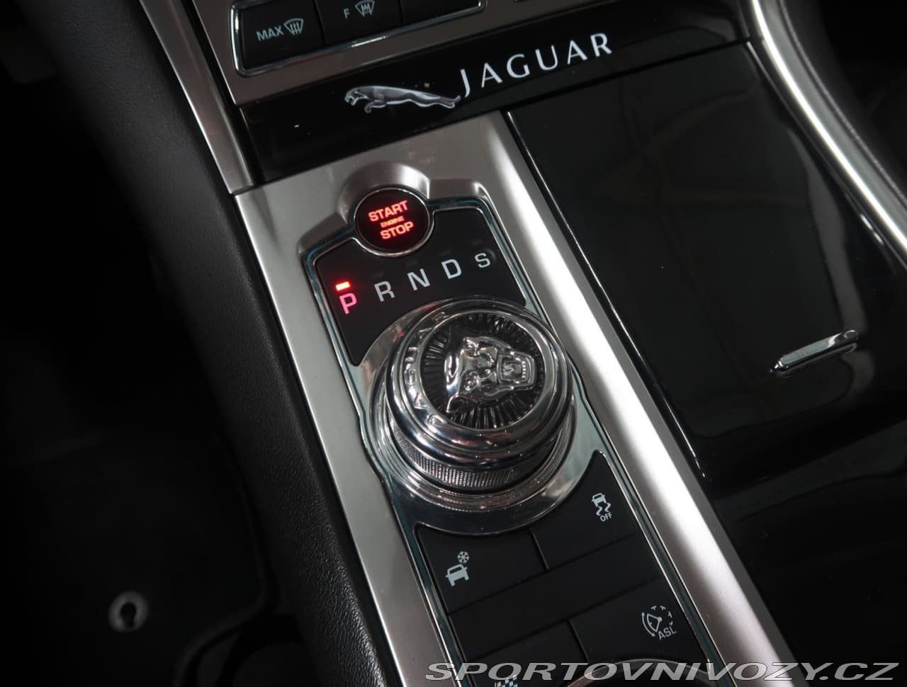 2015 Jaguar Xf - 13