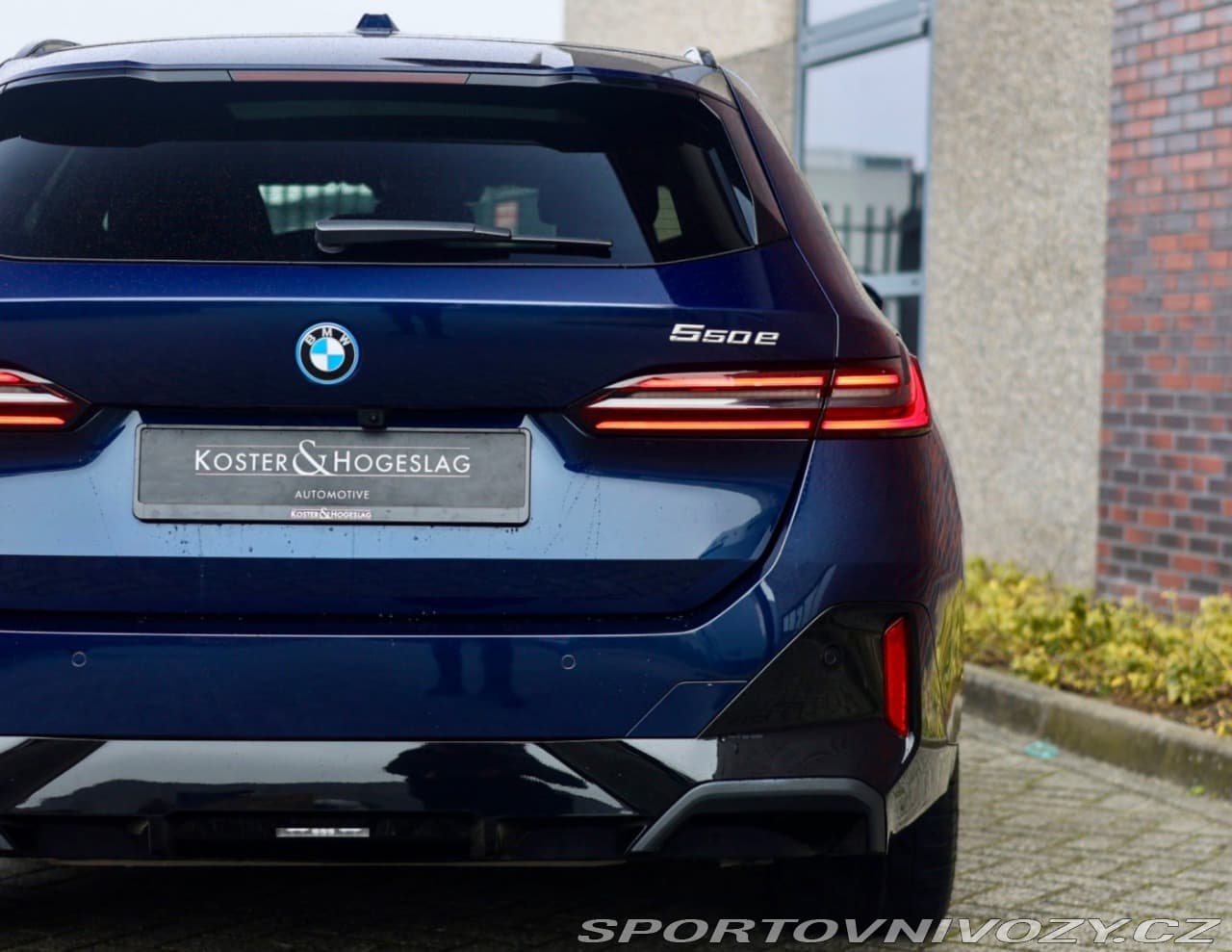 2025 BMW 5-Series - 11