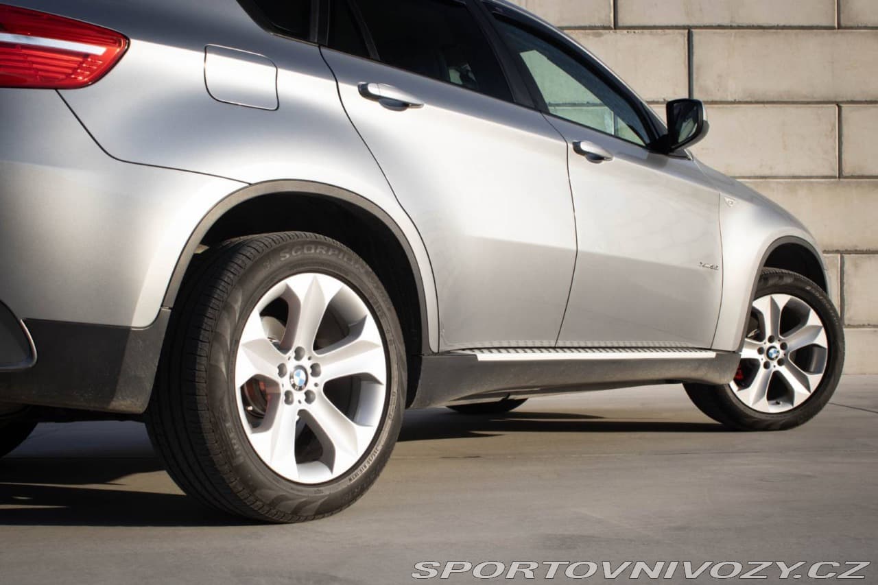 2010 BMW X6 - 11