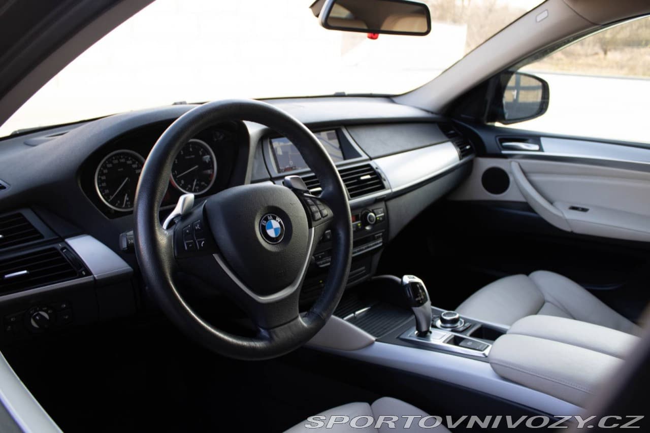 2010 BMW X6 - 17
