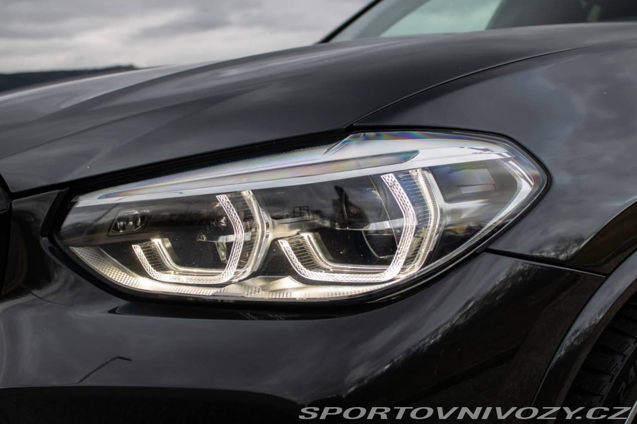 2019 BMW X3 - 16