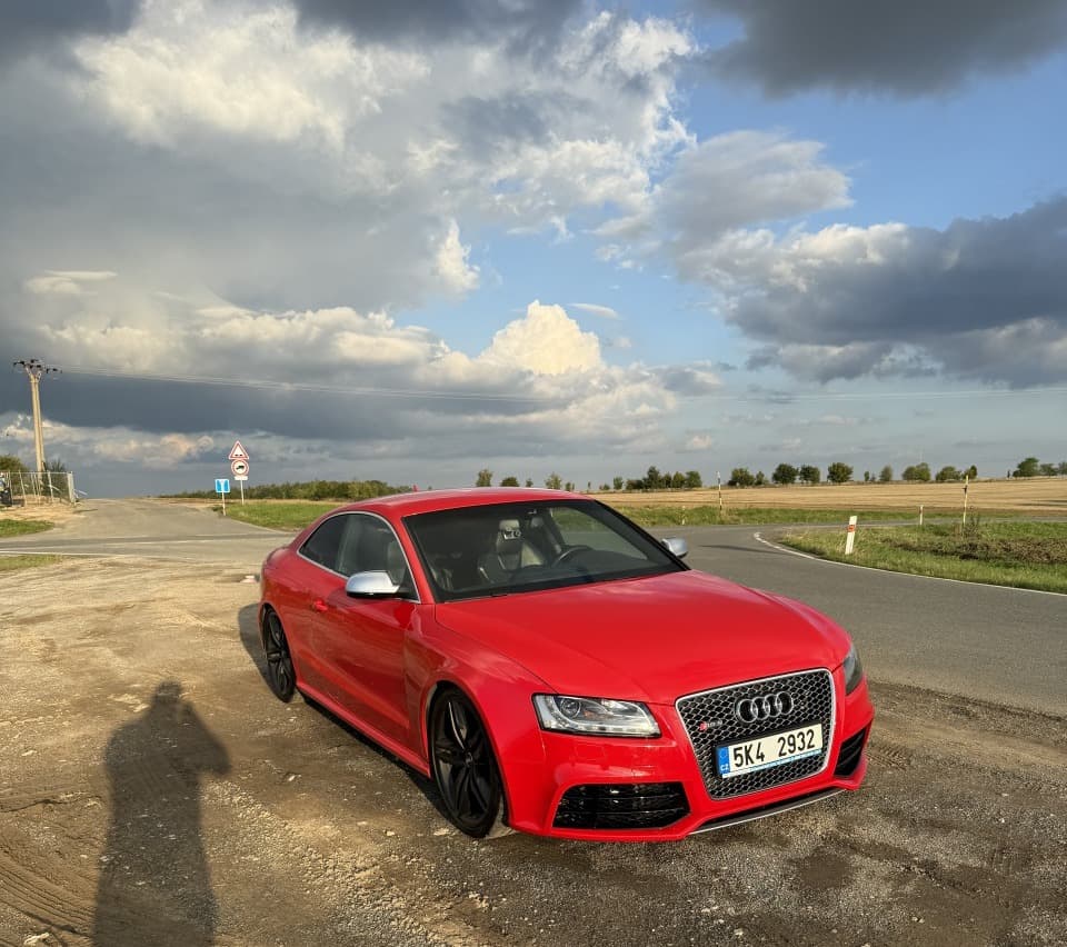 2010 Audi Rs5 - 16