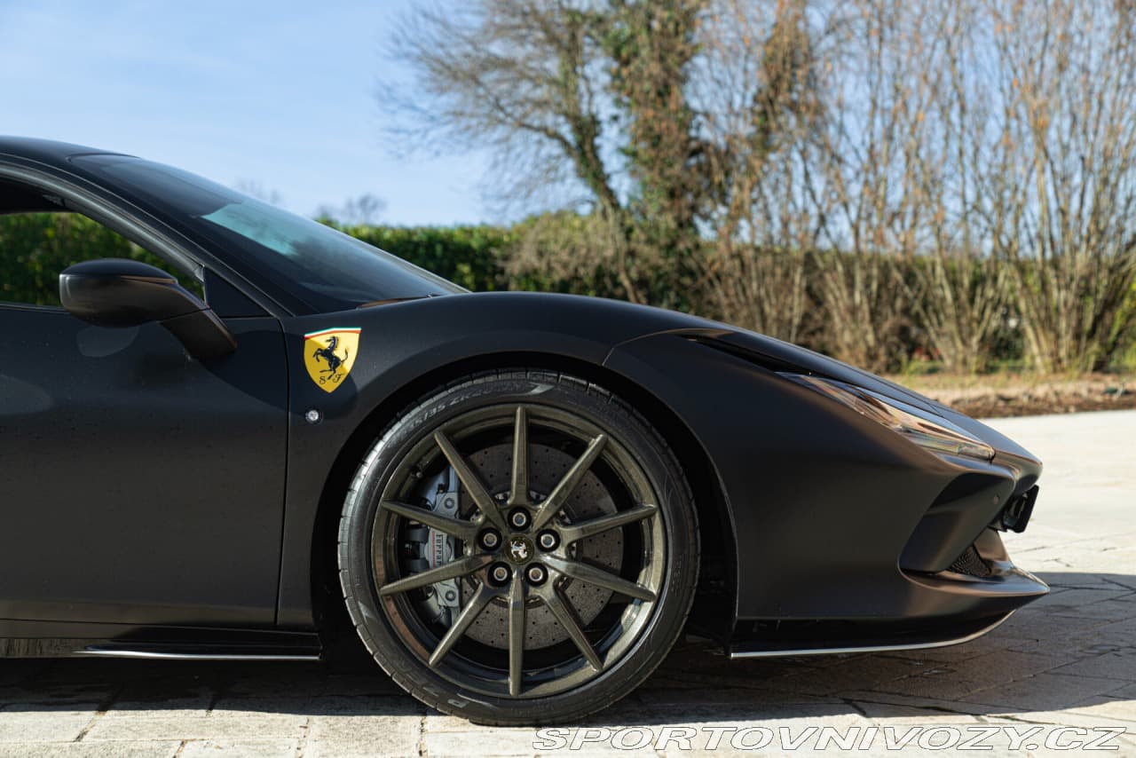 2020 Ferrari F8 - 17