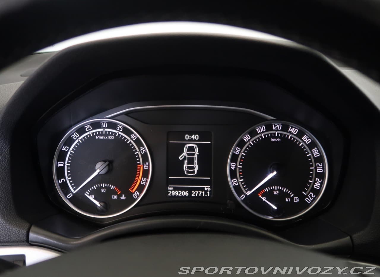 2011 Škoda Octavia - 11