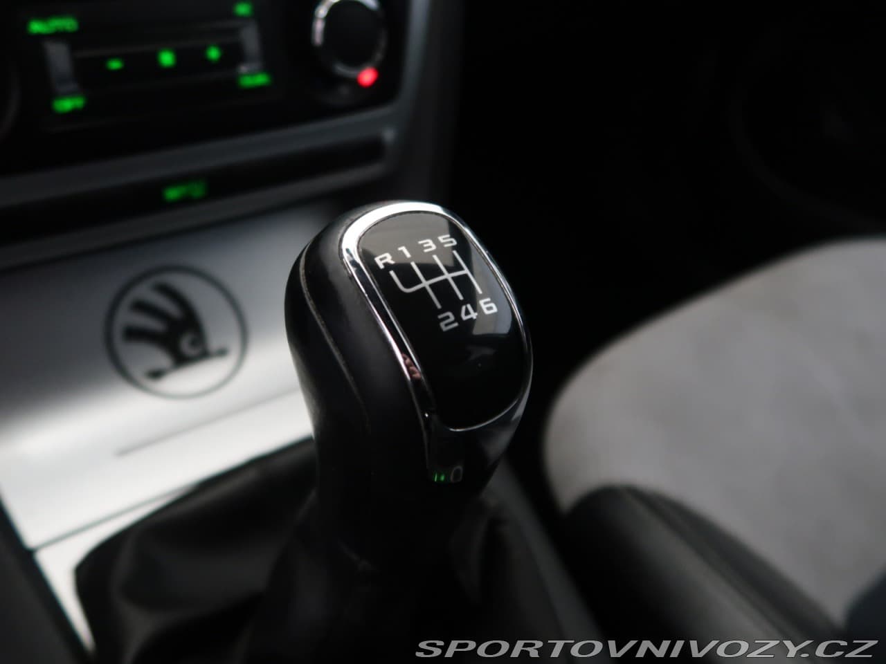 2011 Škoda Octavia - 15