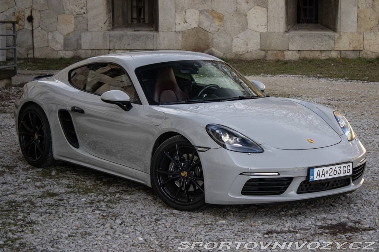 2020 Porsche Cayman - 3