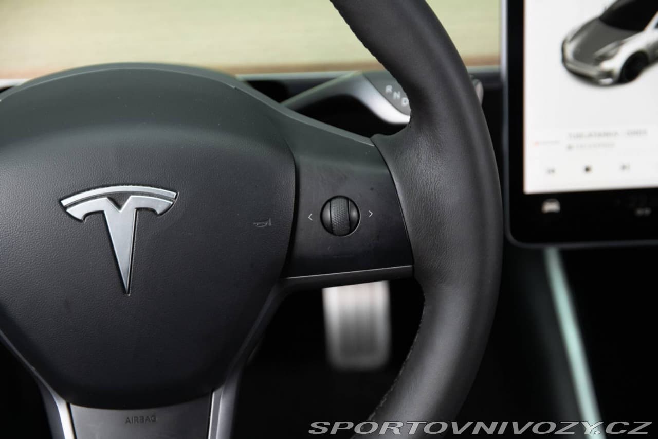 2019 Tesla Model 3 - 15