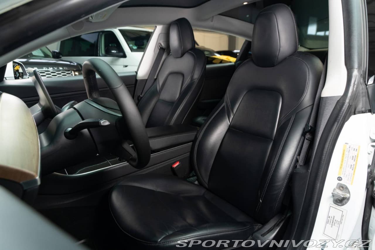 2019 Tesla Model 3 - 9