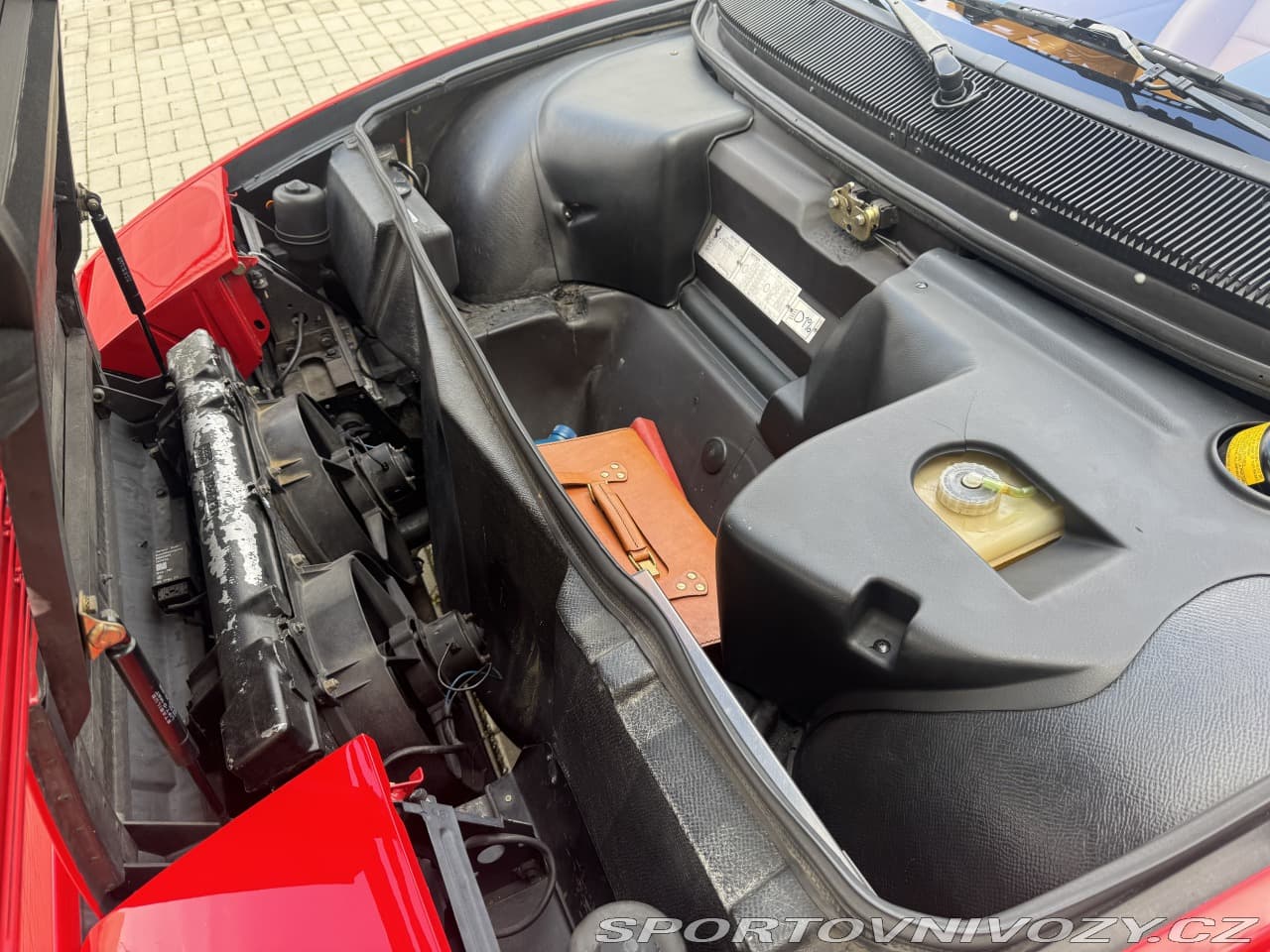 1996 Ferrari Mondial - 12