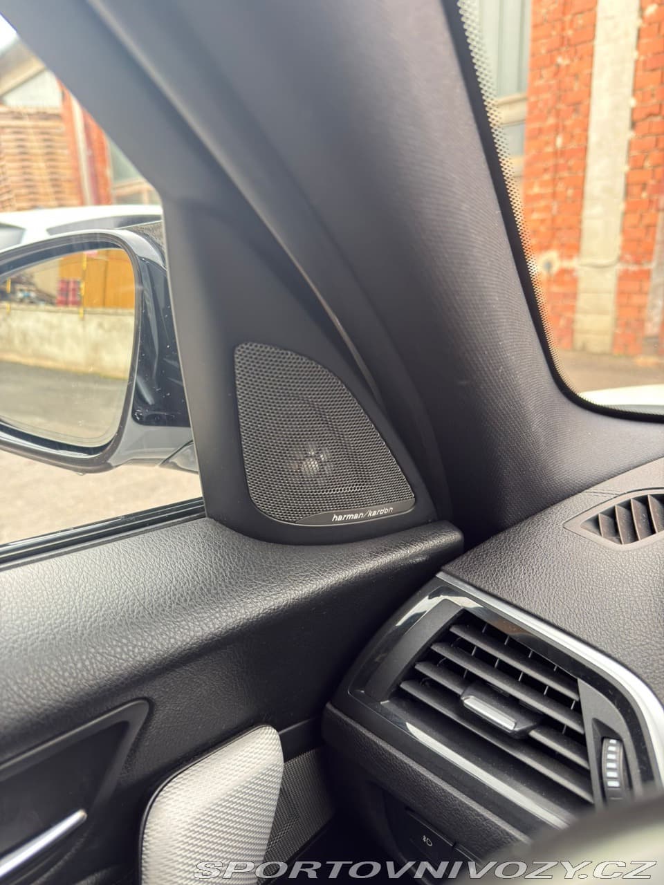 2018 BMW 1-Series - 15