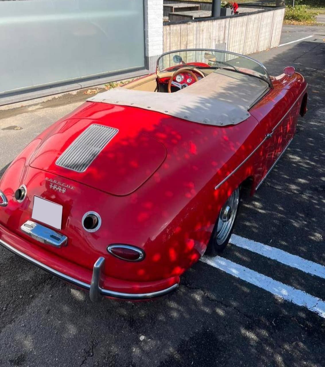 1983 Porsche 356 - 4