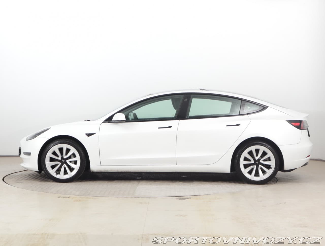 2020 Tesla Model 3 - 3