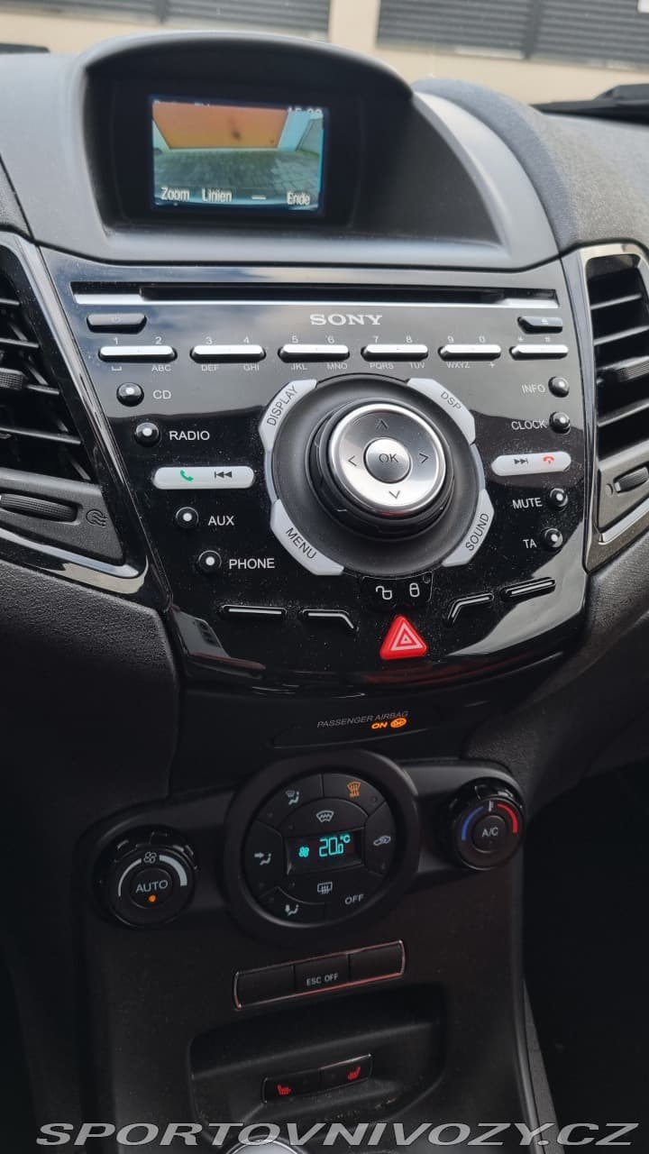 2015 Ford Fiesta - 17