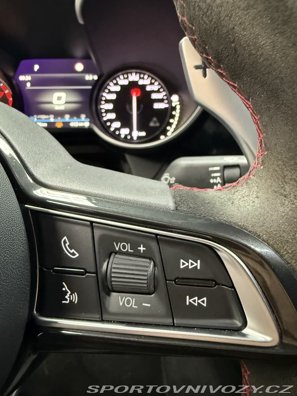 2021 Alfa Romeo Giulia - 10