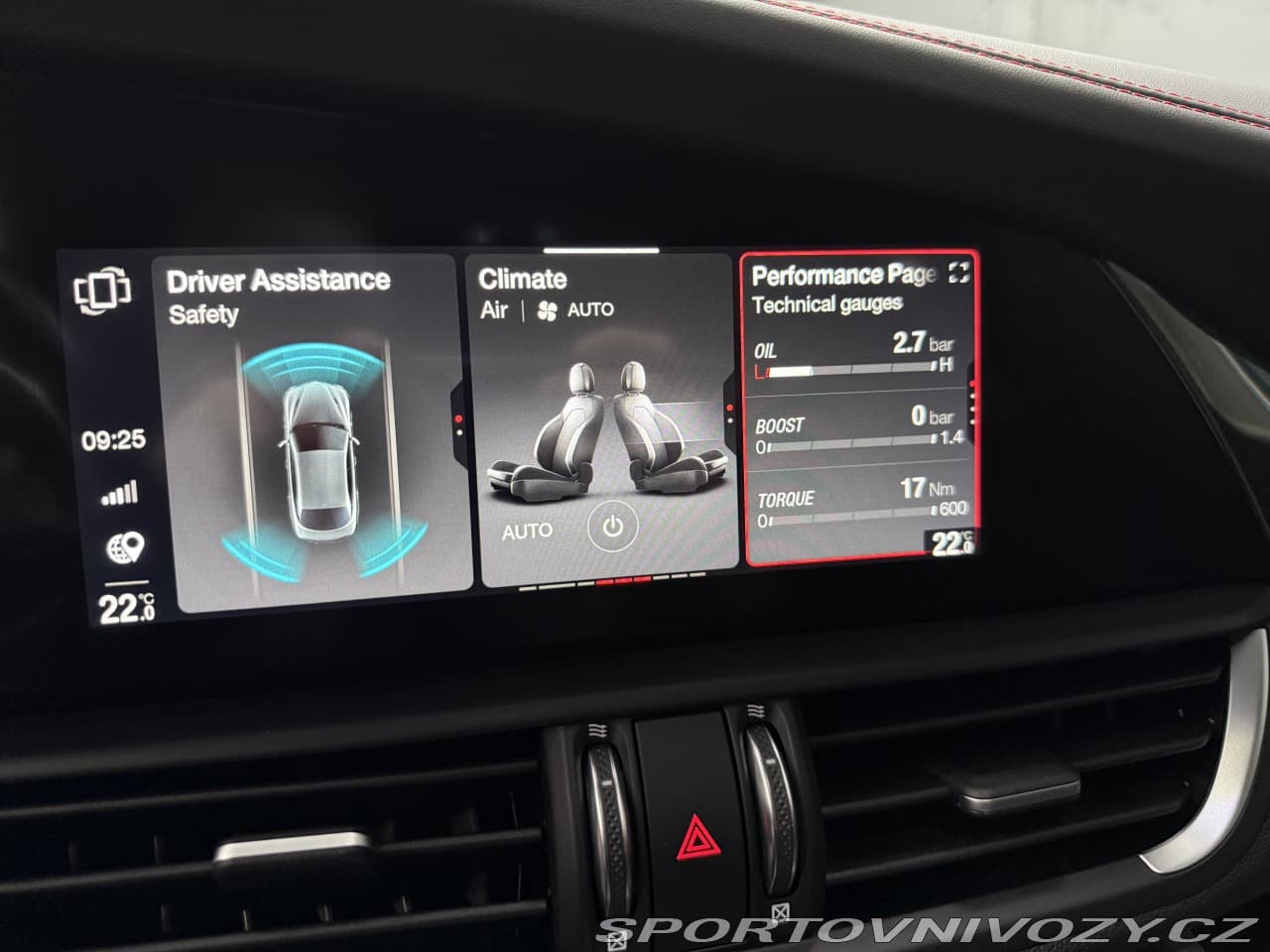 2021 Alfa Romeo Giulia - 11