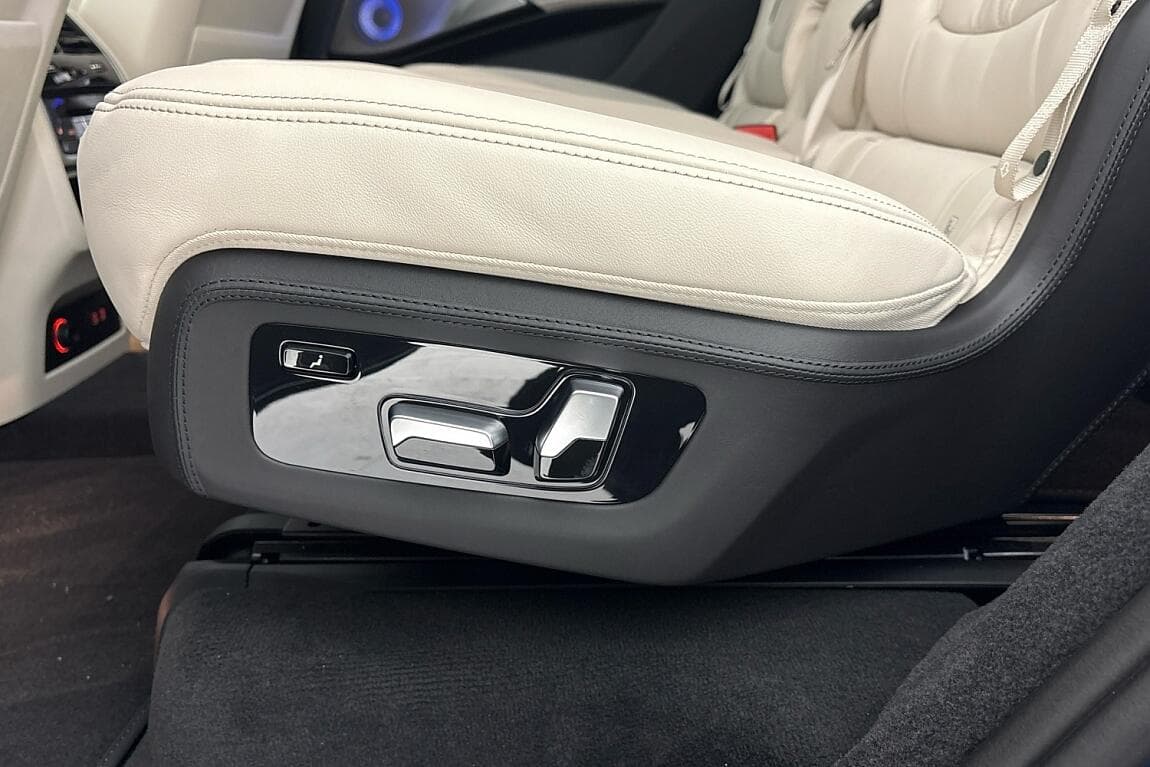 2025 Alpina Xb7 - 14