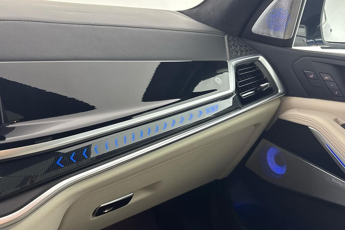 2025 Alpina Xb7 - 18