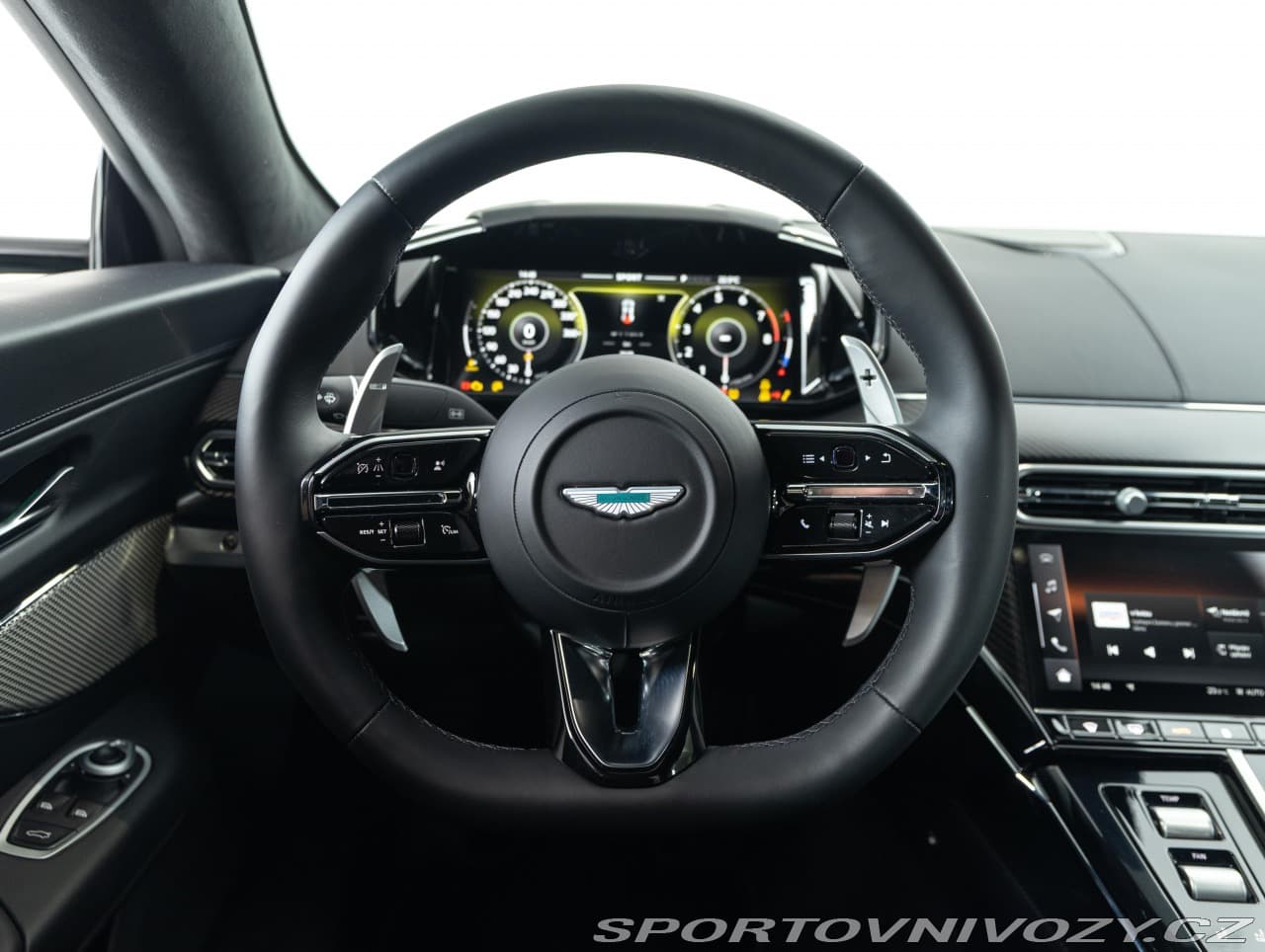 2025 Aston Martin Vantage - 6