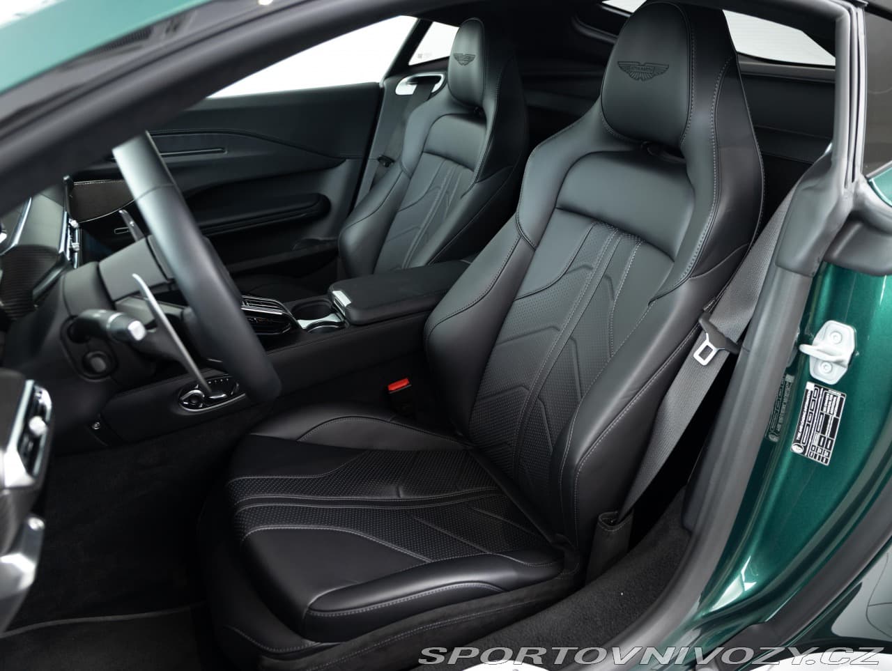 2025 Aston Martin Vantage - 9