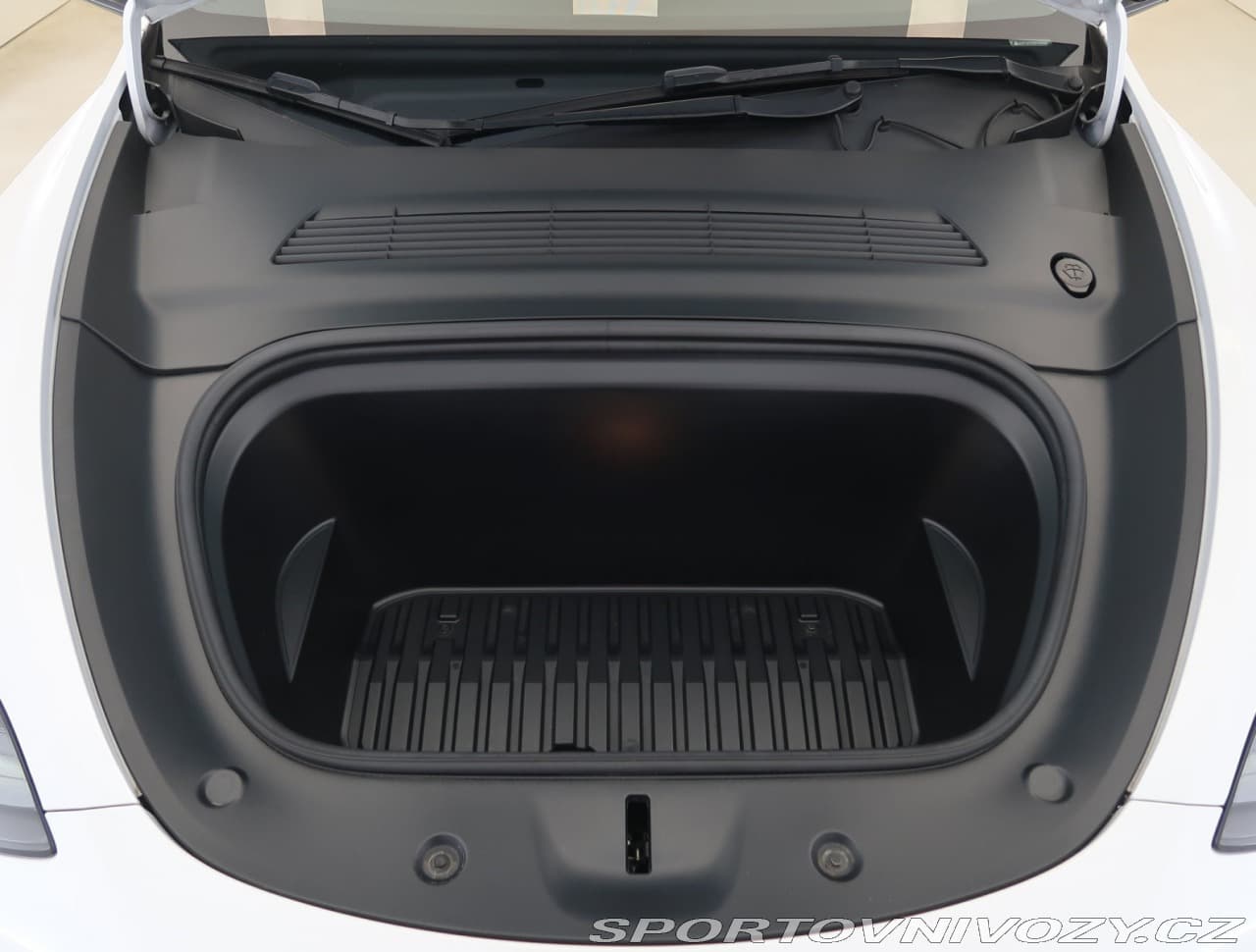 2022 Tesla Model Y - 15