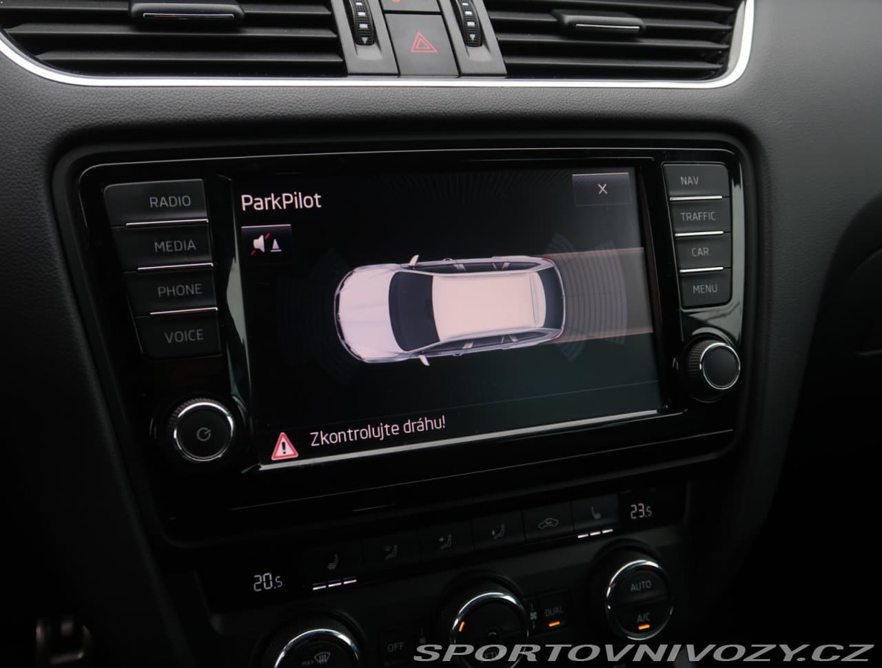 2014 Škoda Octavia - 18