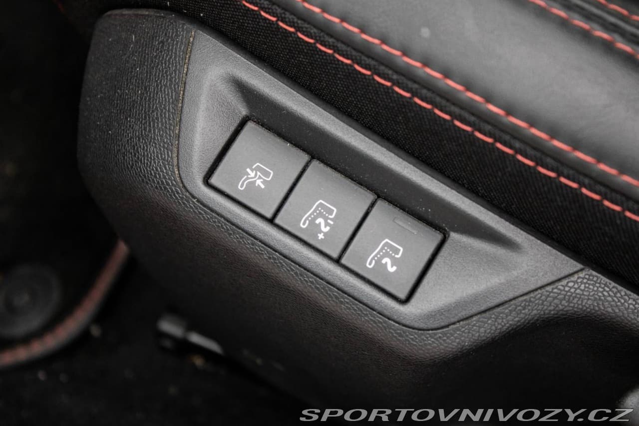 2016 Peugeot 308 - 19