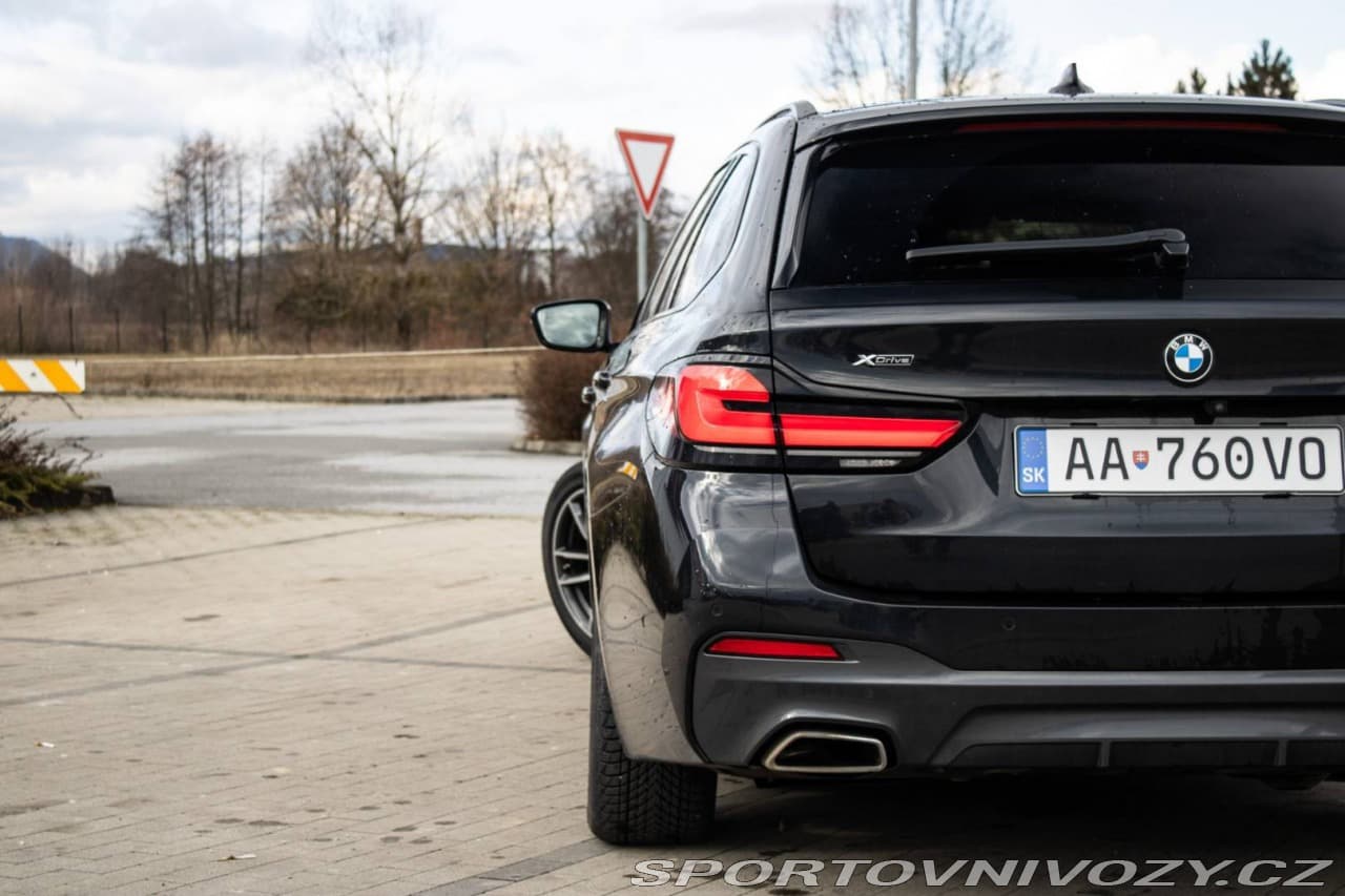 2023 BMW 5-Series - 12