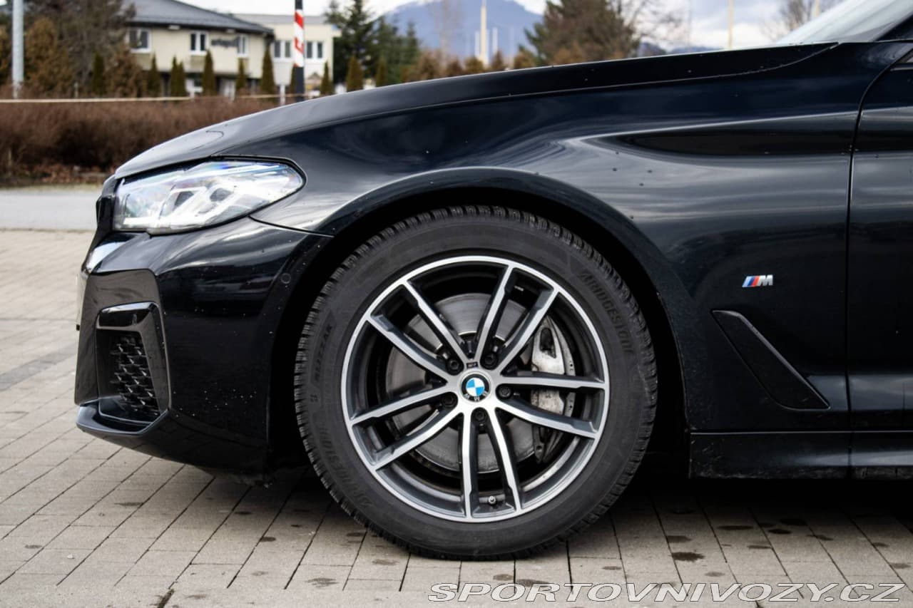 2023 BMW 5-Series - 15