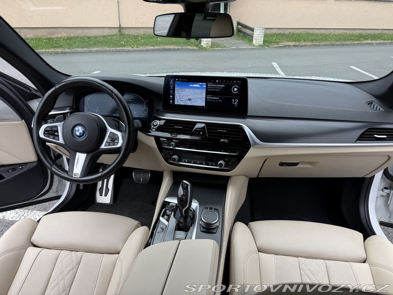 2022 BMW 5-Series - 11