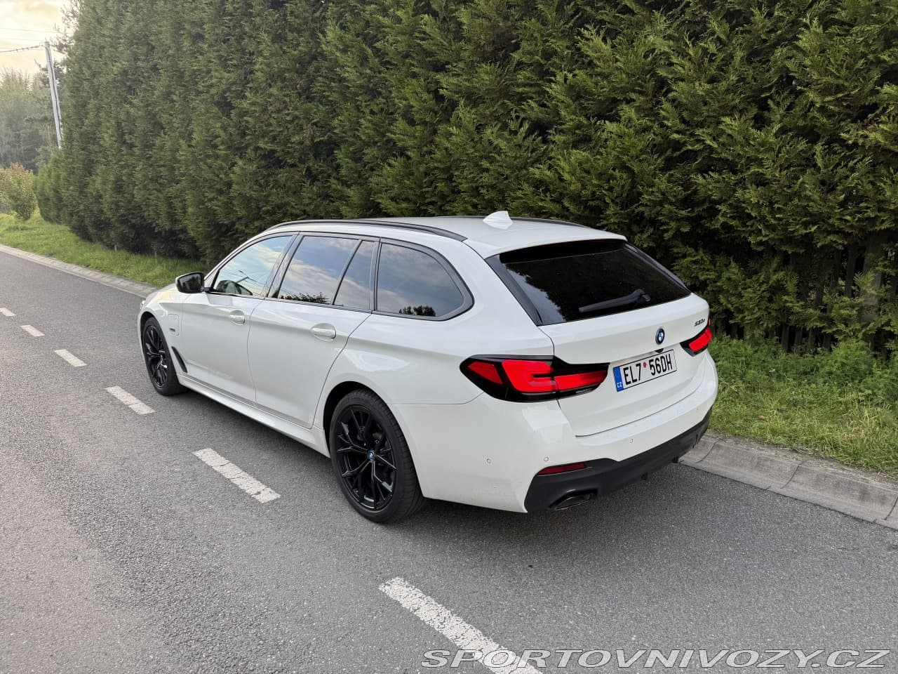 2022 BMW 5-Series - 5