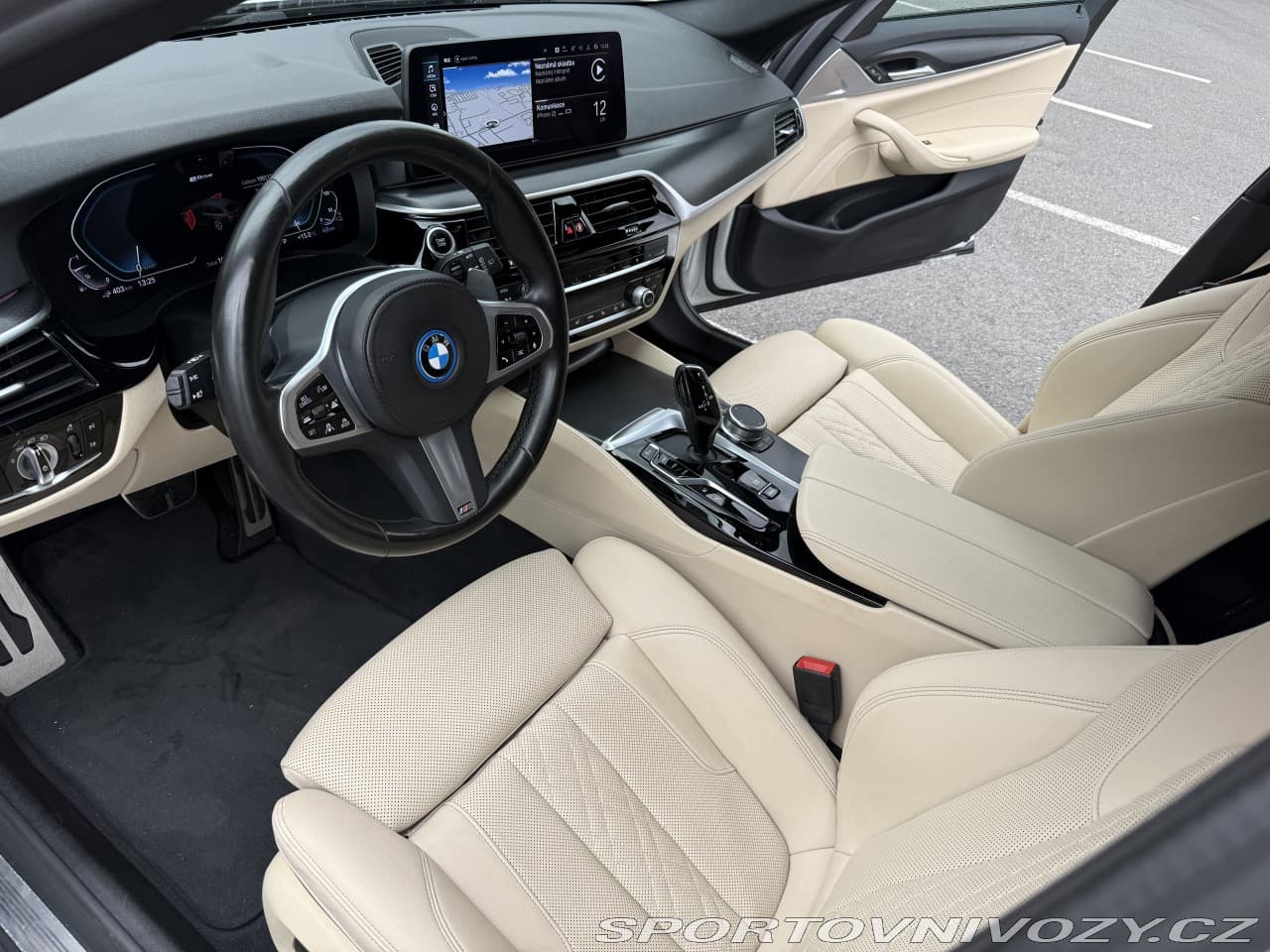 2022 BMW 5-Series - 8