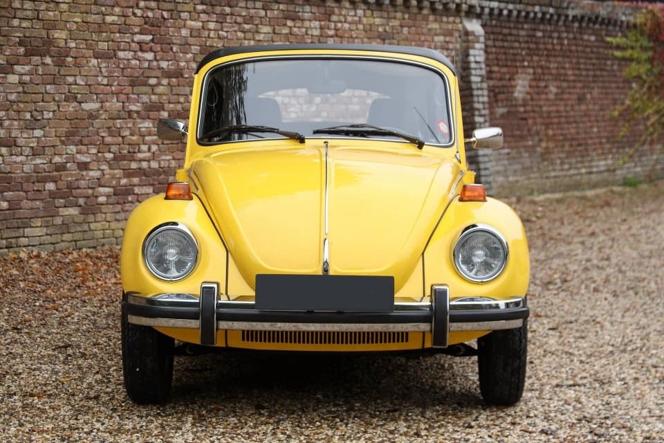 1975 Volkswagen Beetle - 10