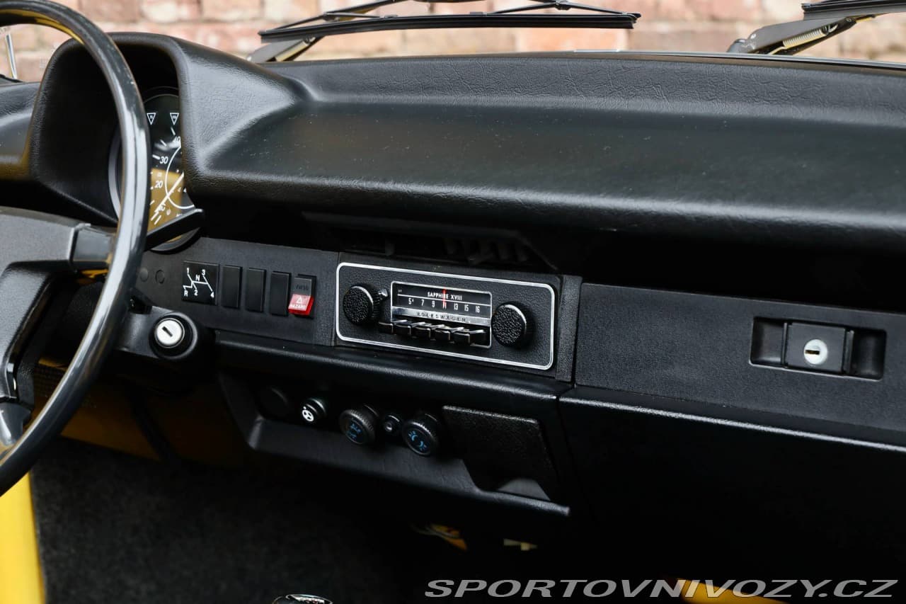 1975 Volkswagen Beetle - 16