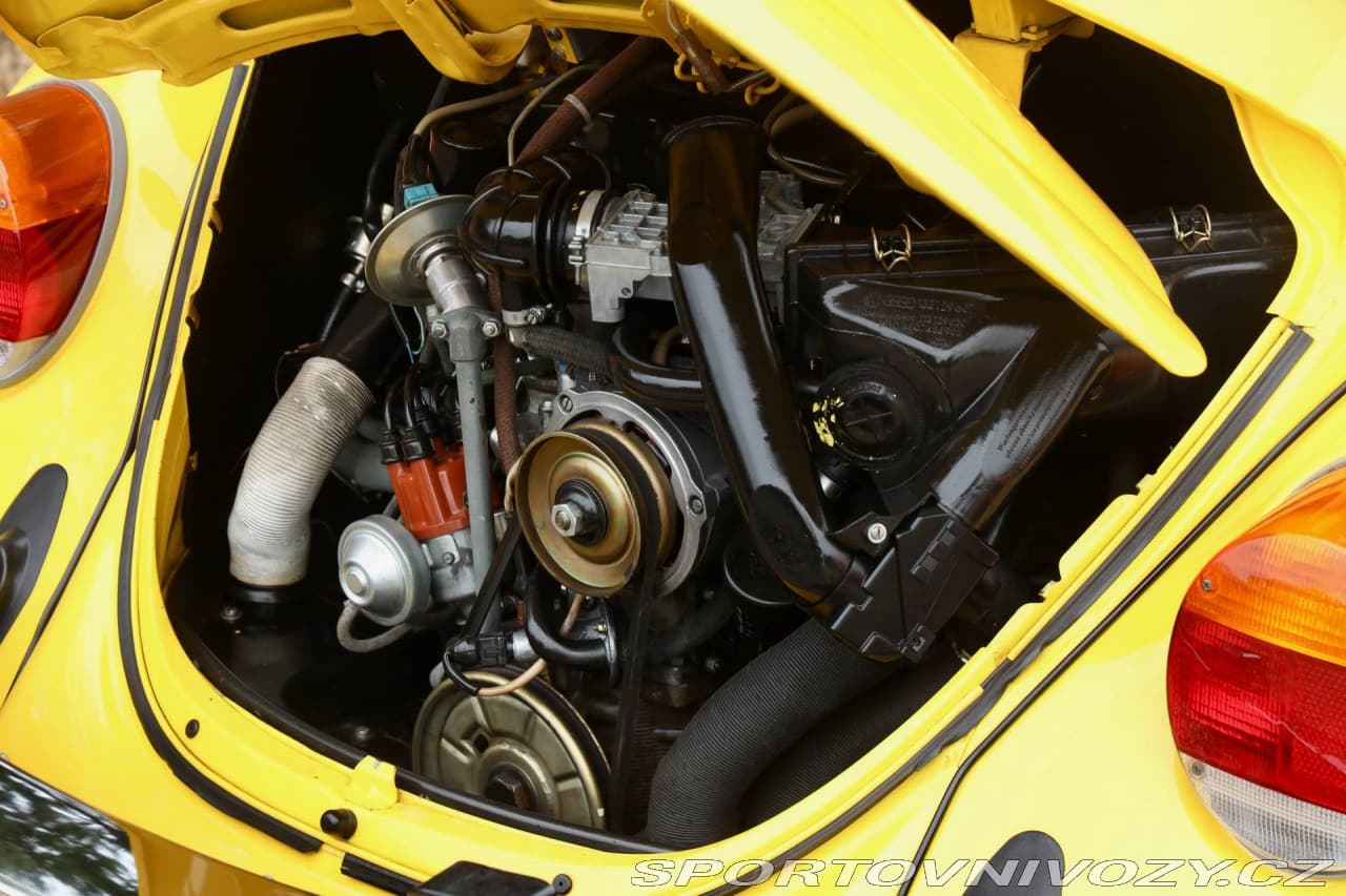 1975 Volkswagen Beetle - 19