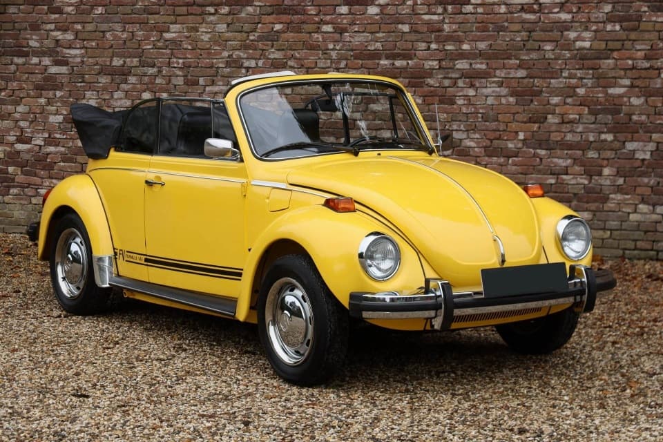 1975 Volkswagen Beetle - 8