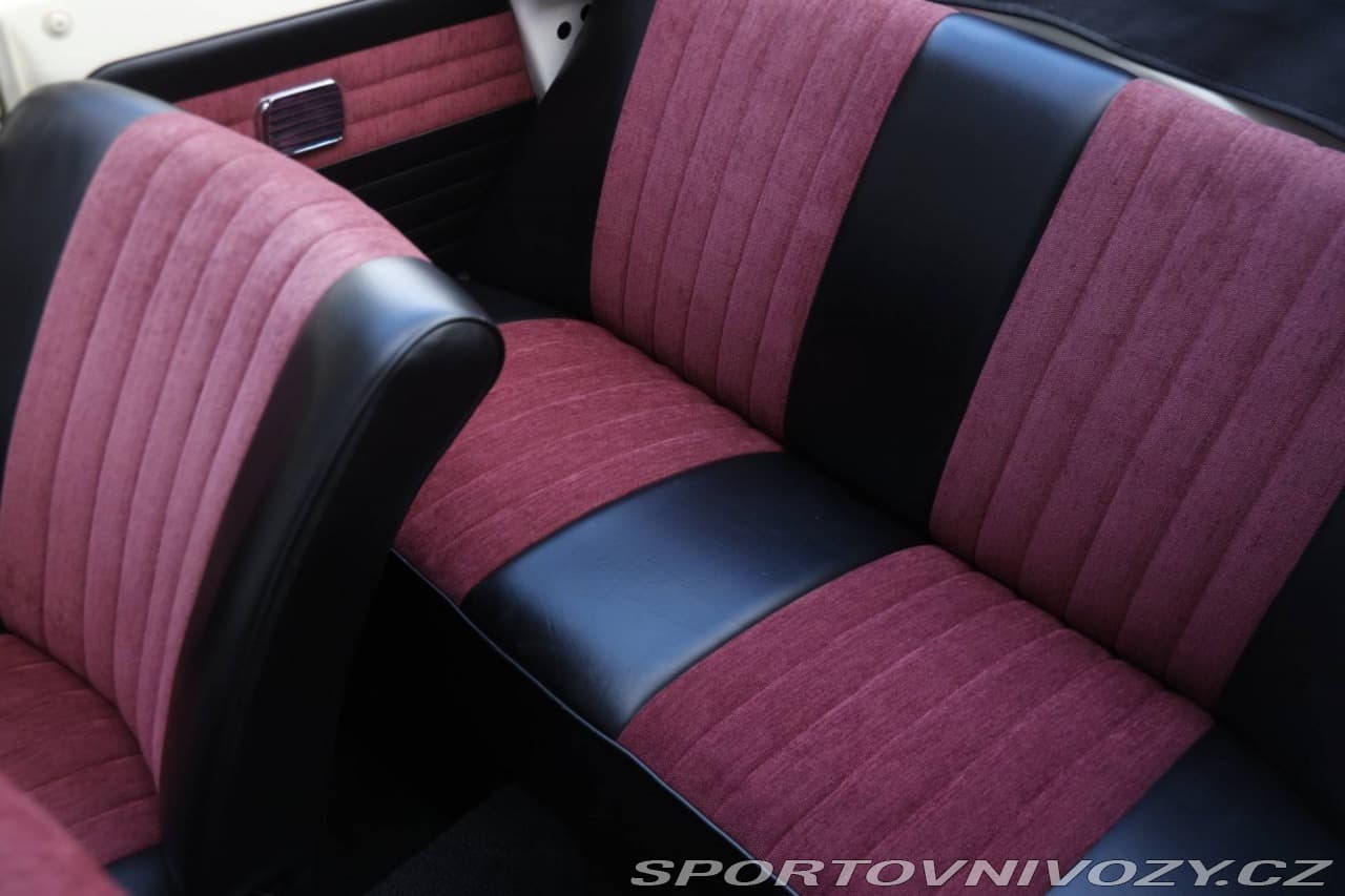 1967 Volkswagen Beetle - 12