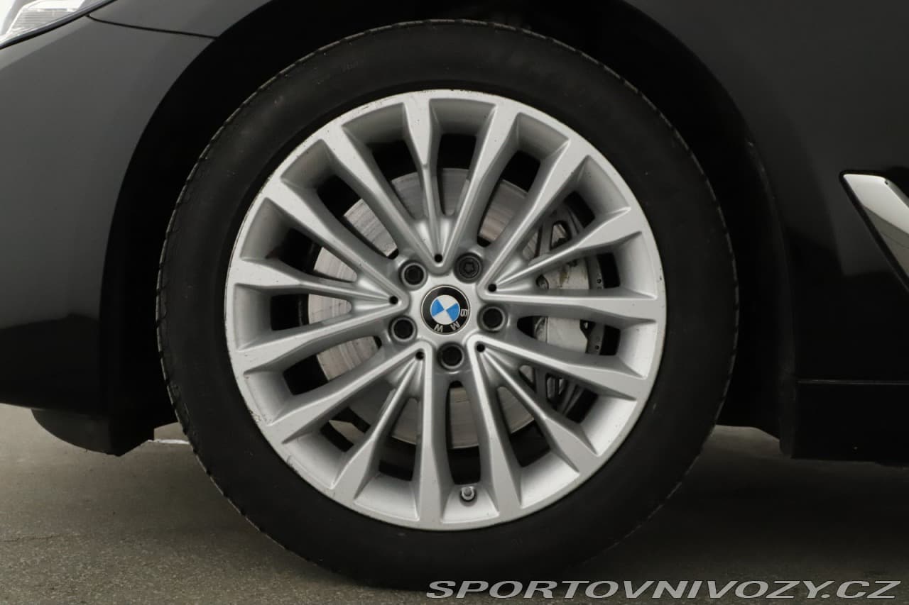 2021 BMW 5-SERIES - 12