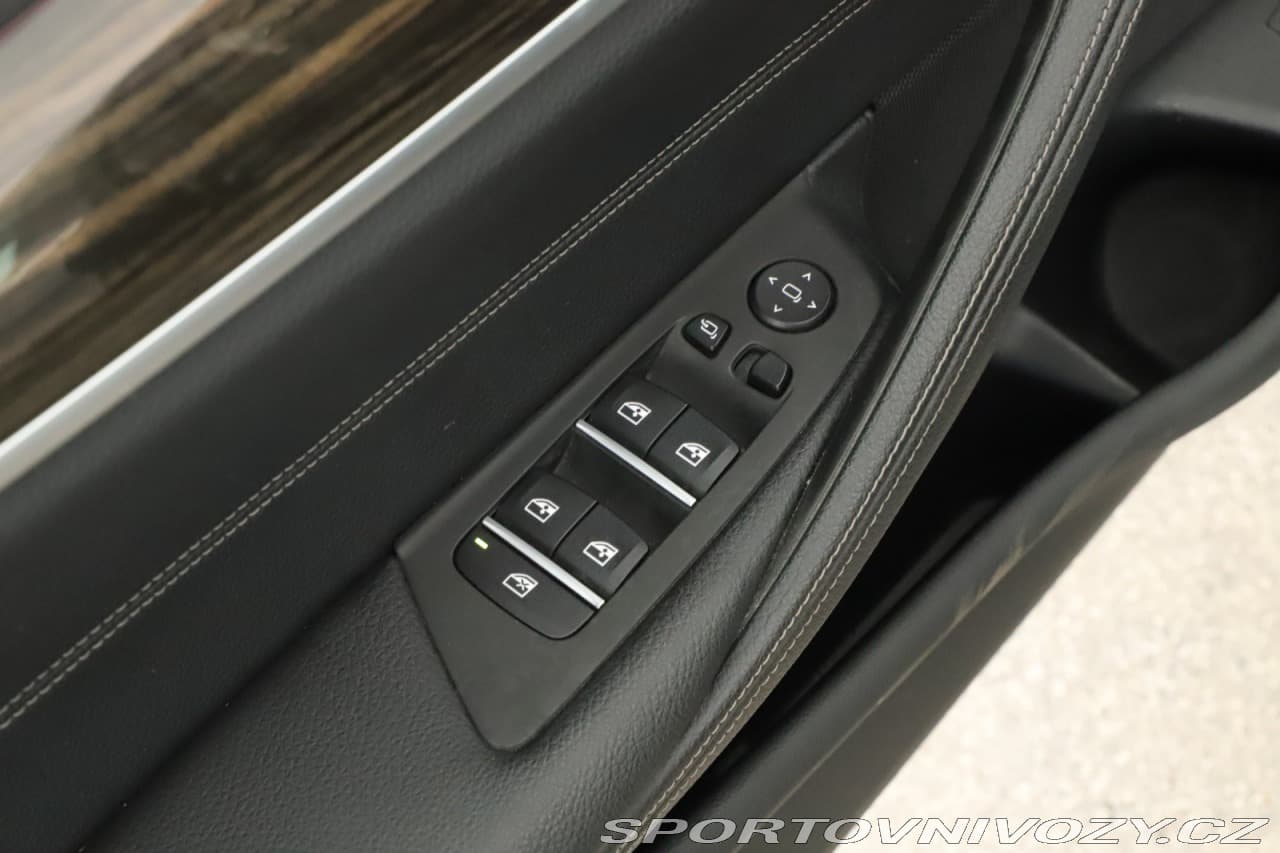 2021 BMW 5-SERIES - 19