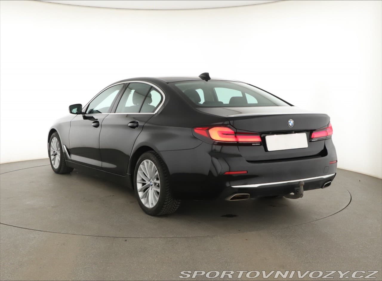 2021 BMW 5-SERIES - 4