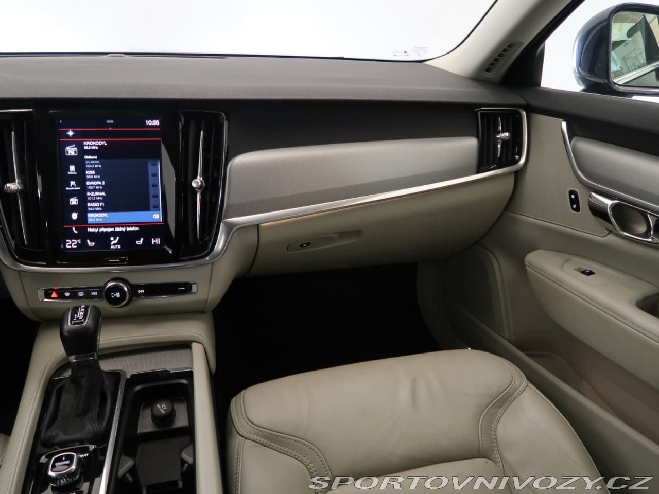 2017 Volvo V90 - 8
