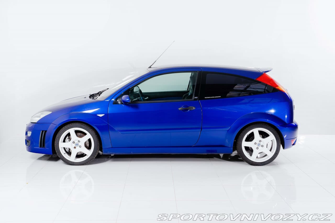 2003 Ford Focus - 7