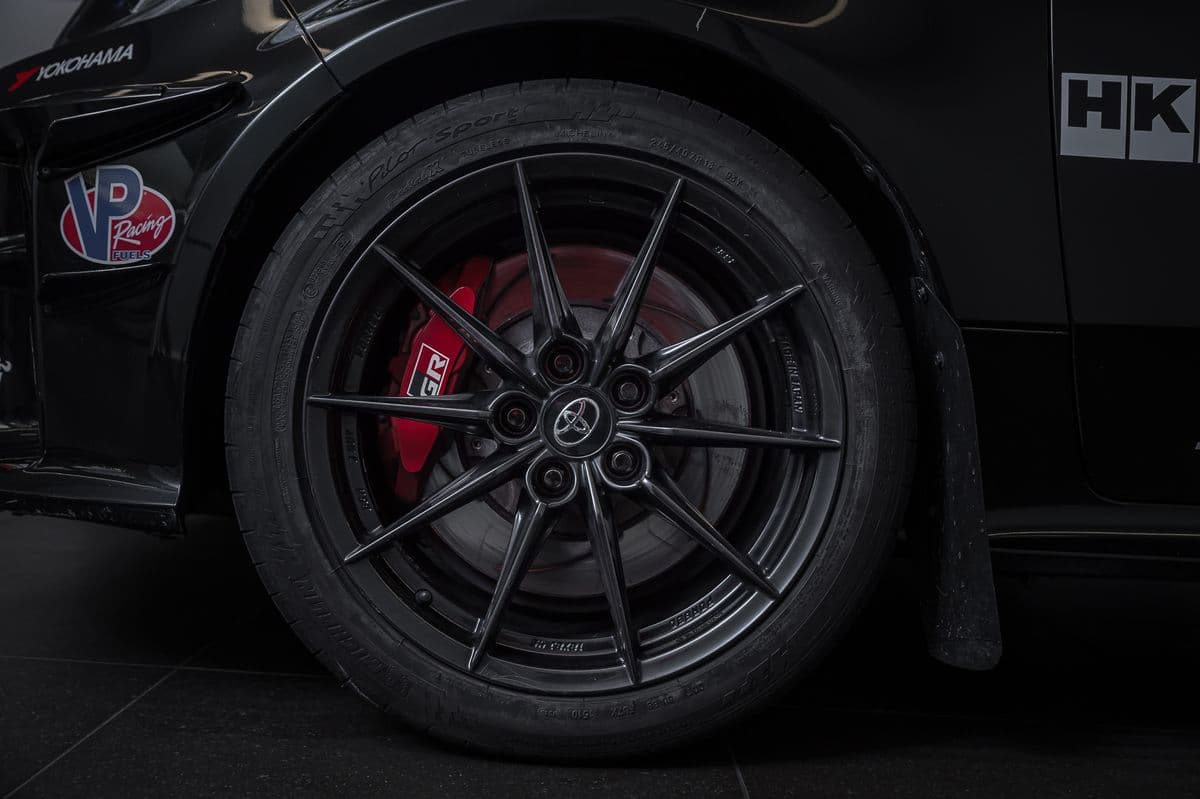 2022 Toyota Yaris - 17